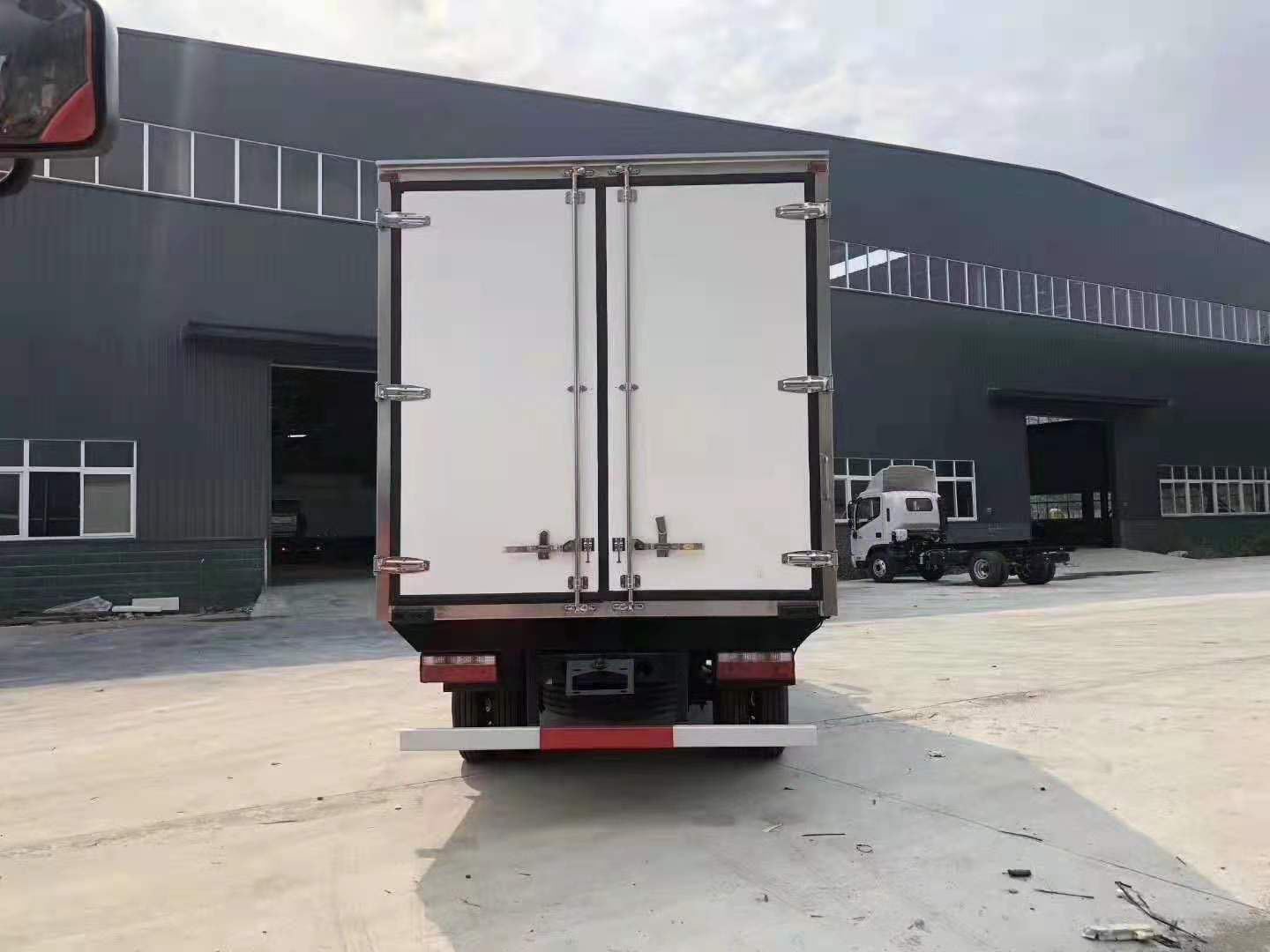 國(guó)六福田奧鈴CTS冷藏車(chē)